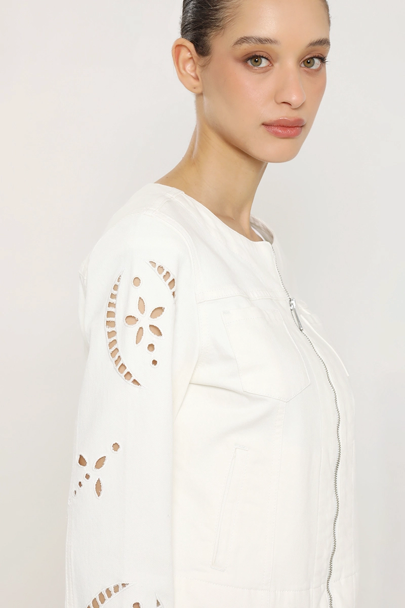 CHAQUETA JEANS COLOR, BORDADO, CRUDO LIOLA - 2