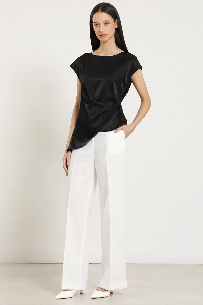 TOP SATINADO, TORCIDO ASIMETRICO, NEGRO LIOLA - 2