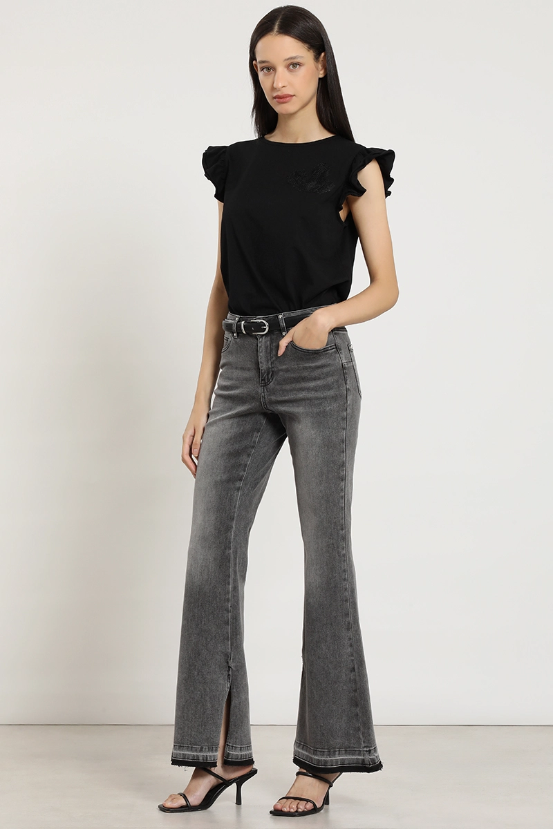 JEANS FLARE, TIRO MEDIO, GRIS LIOLA - 1