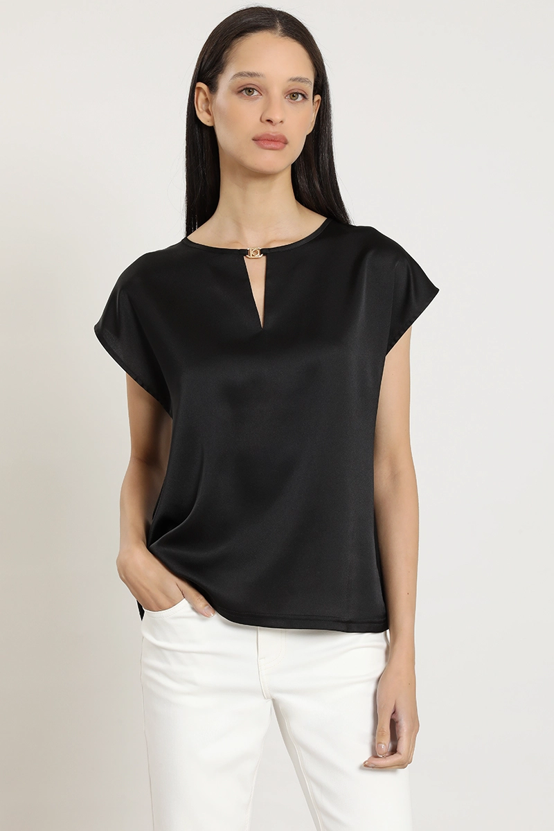 POLERA SATIN, HERRAJE METAL, NEGRO LIOLA - 4