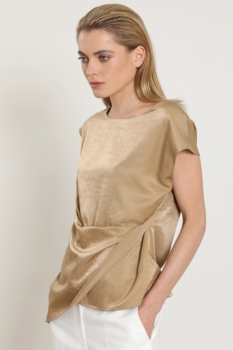 TOP SATINADO, TORCIDO ASIMETRICO, BEIGE LIOLA - 1