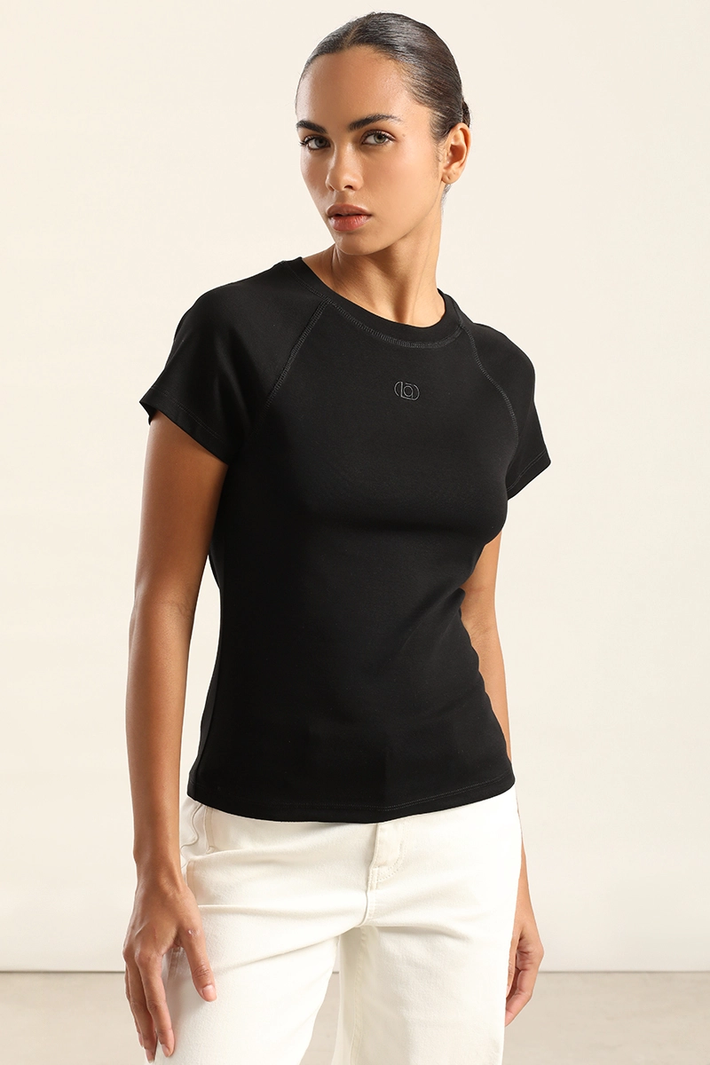 POLERA BASICA, LOGO LIOLA, NEGRO LIOLA - 7
