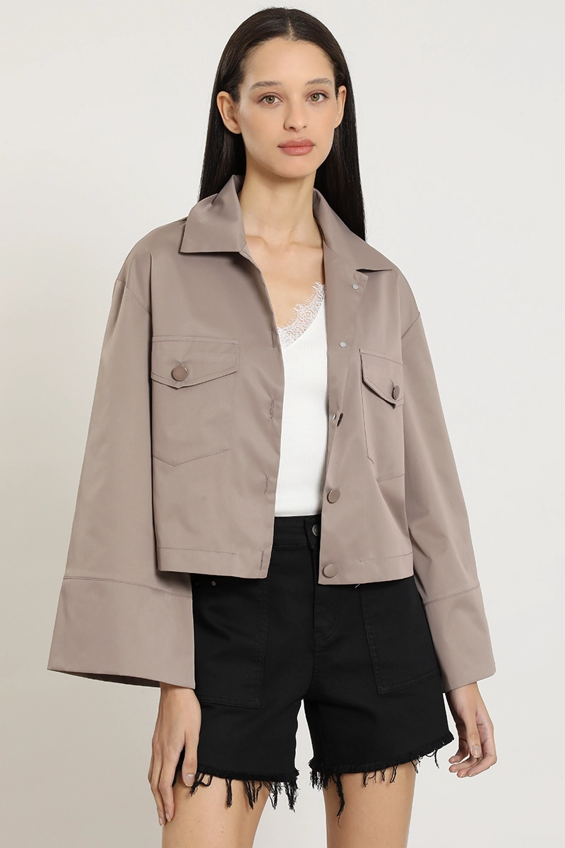 CHAQUETA EFECTO SATINADO, TOPO LIOLA - 1