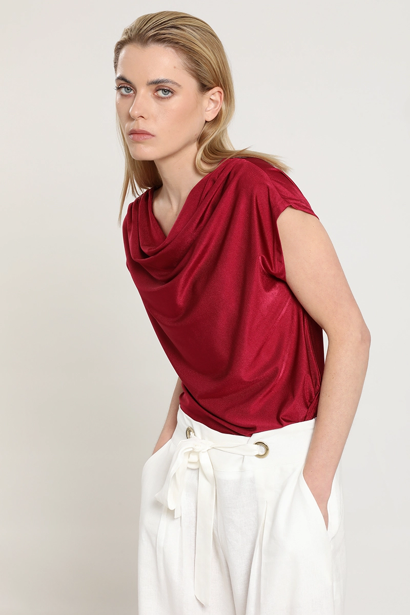 POLERA ESCOTE DRAPEADO, GUINDA LIOLA - 2
