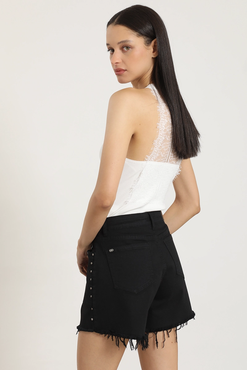 SHORT JEANS COLOR, TACHAS, NEGRO LIOLA - 7