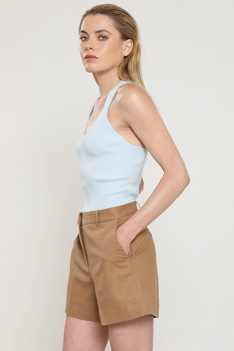SHORT BASICO, LINO ALGODON, CAMEL LIOLA - 1