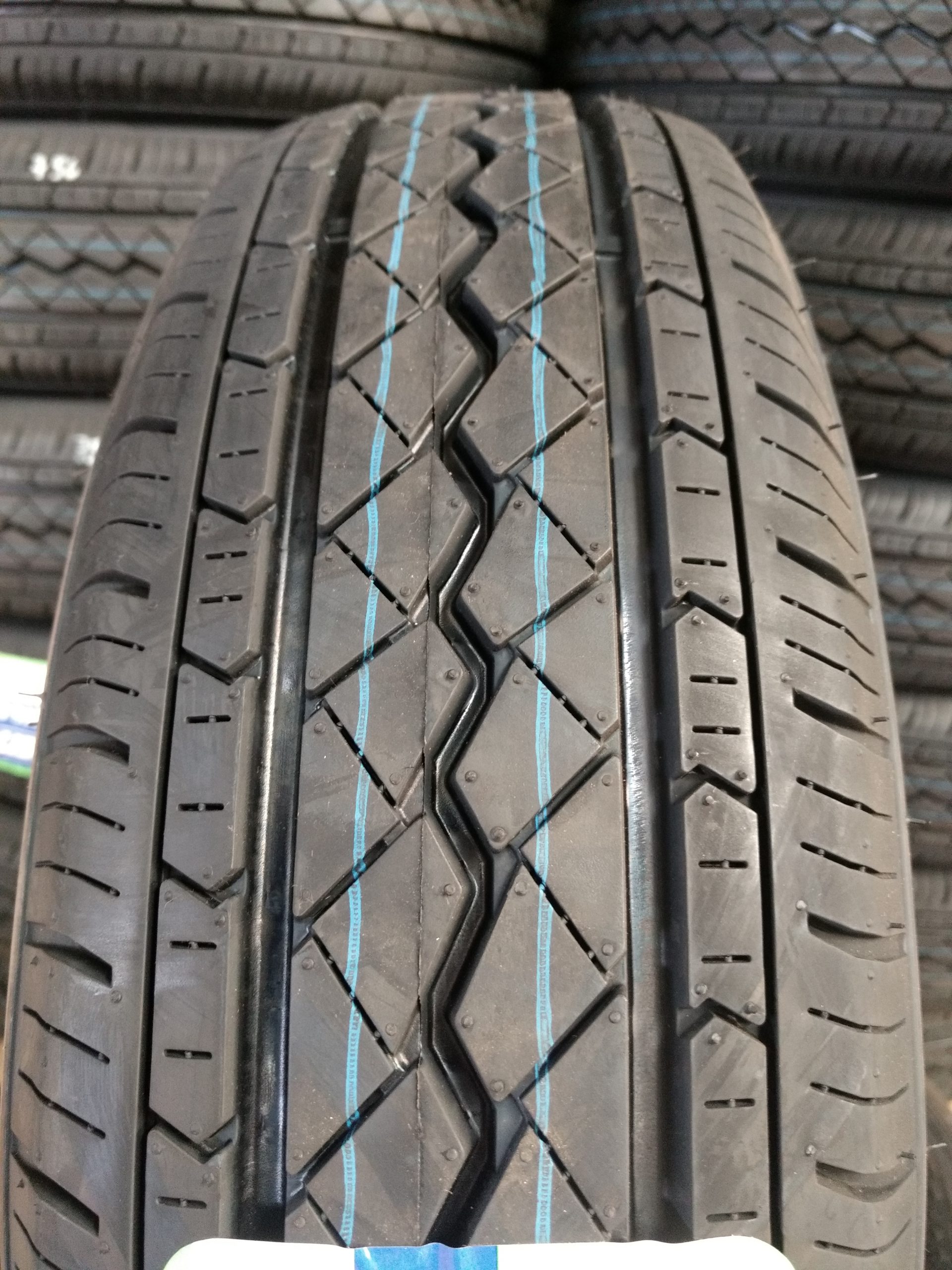 NEUMATICO HAIDA 175R14LT DI 517 8PR - 2