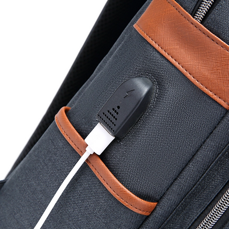 MOCHILA PARA NOTEBOOK 15.6 PUERTO DE CARGA USB DOBLE CIERRE - 4