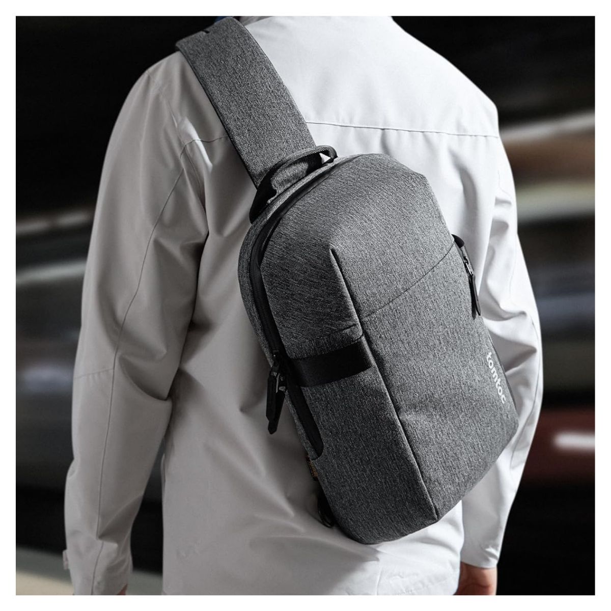 TOMTOC BOLSO SLING NAVIGATOR-T24 PARA MACBOOK PRO 14' - GRIS - 7