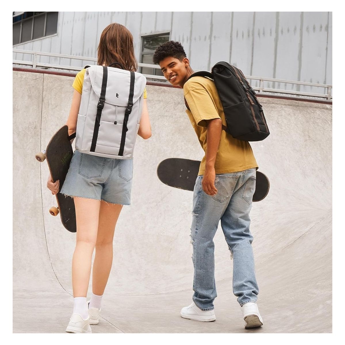 TOMTOC MOCHILA VINTPACK-A1 22L PARA NOTEBOOK HASTA 15.6' - GRIS CLARO - 7