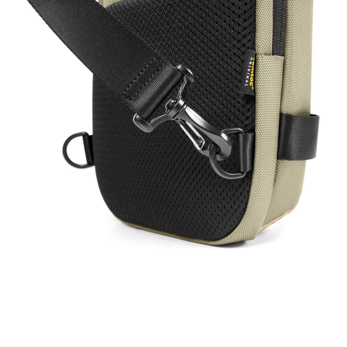 TOMTOC BOLSO SLING NAVIGATOR-T24 PARA MACBOOK PRO 14' - CAQUI - 5