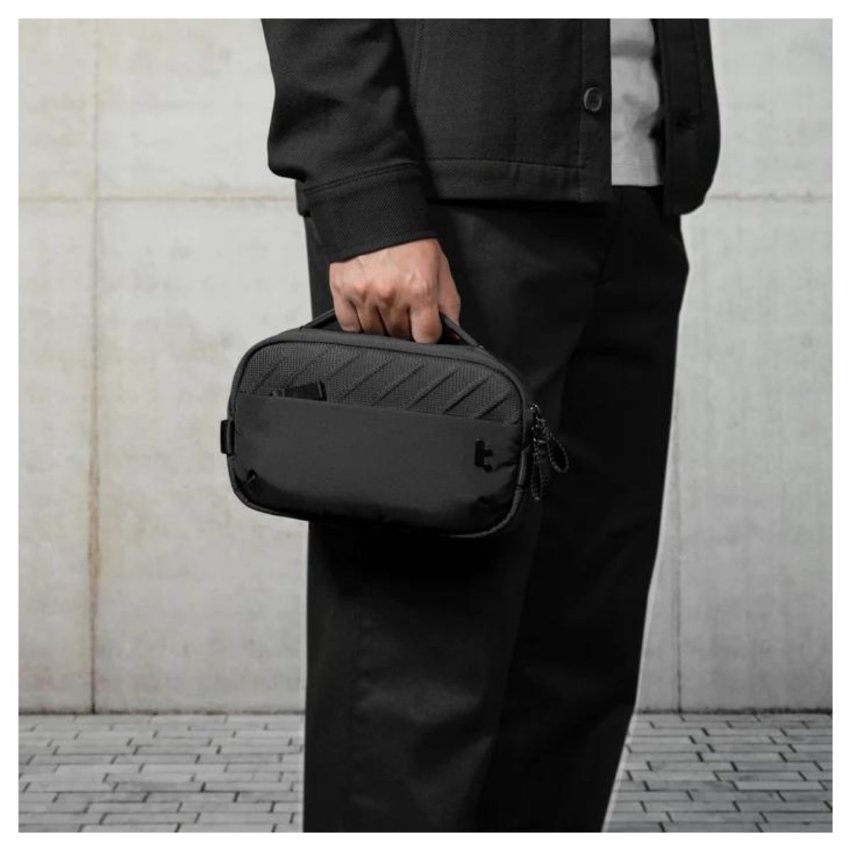 TOMTOC ESTUCHE PARA ACCESORIOS VOYAGE-T29 - NEGRO - 5