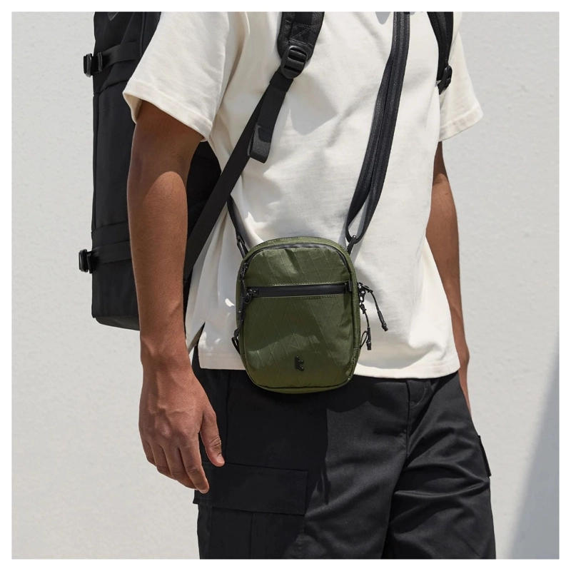 TOMTOC BOLSO BANDOLERA DE VIAJE AVIATOR-T37 RFID VERSION X-PAC VERDE - 1