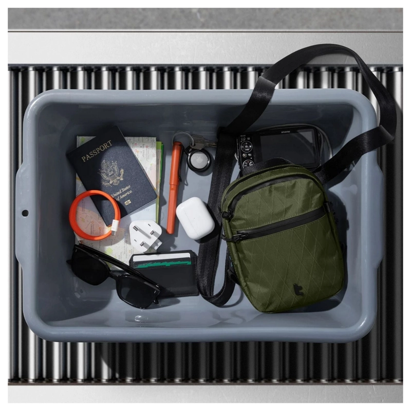 TOMTOC BOLSO BANDOLERA DE VIAJE AVIATOR-T37 RFID VERSION X-PAC VERDE - 3