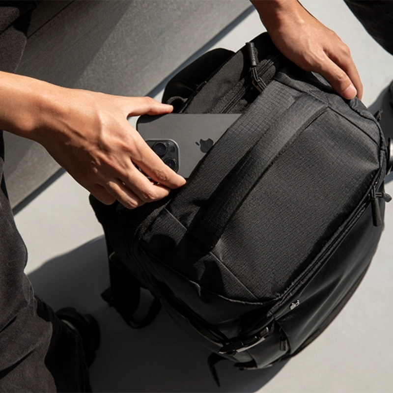 TOMTOC MOCHILA DE VIAJE NAVIGATOR-T66 LITEWAY DE 40L PARA NOTEBOOK 17,3' NEGRO - 8