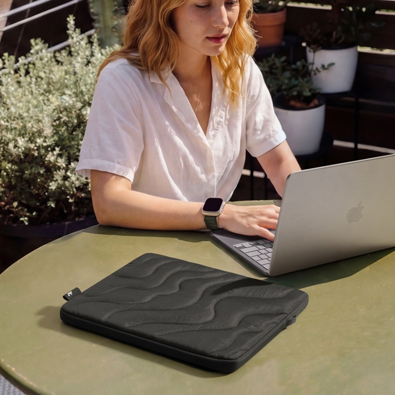 TOMTOC FUNDA TERRA-A27 PARA MACBOOK AIR DE 15' NEGRO - 8