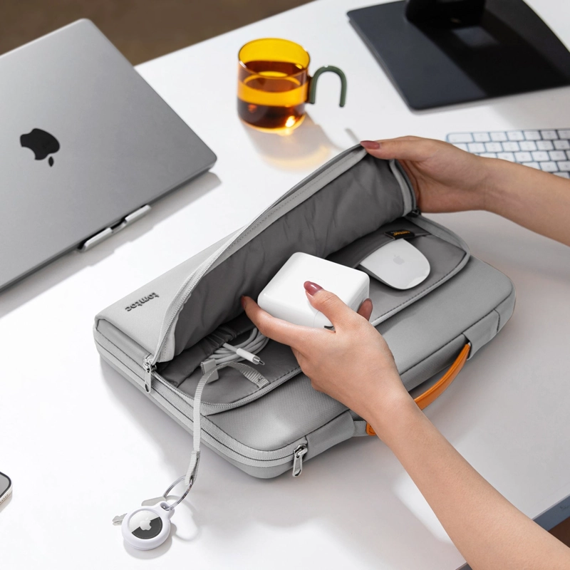 TOMTOC MALETIN DEFENDER-A14 PARA MACBOOK PRO DE 16' GRIS - 6