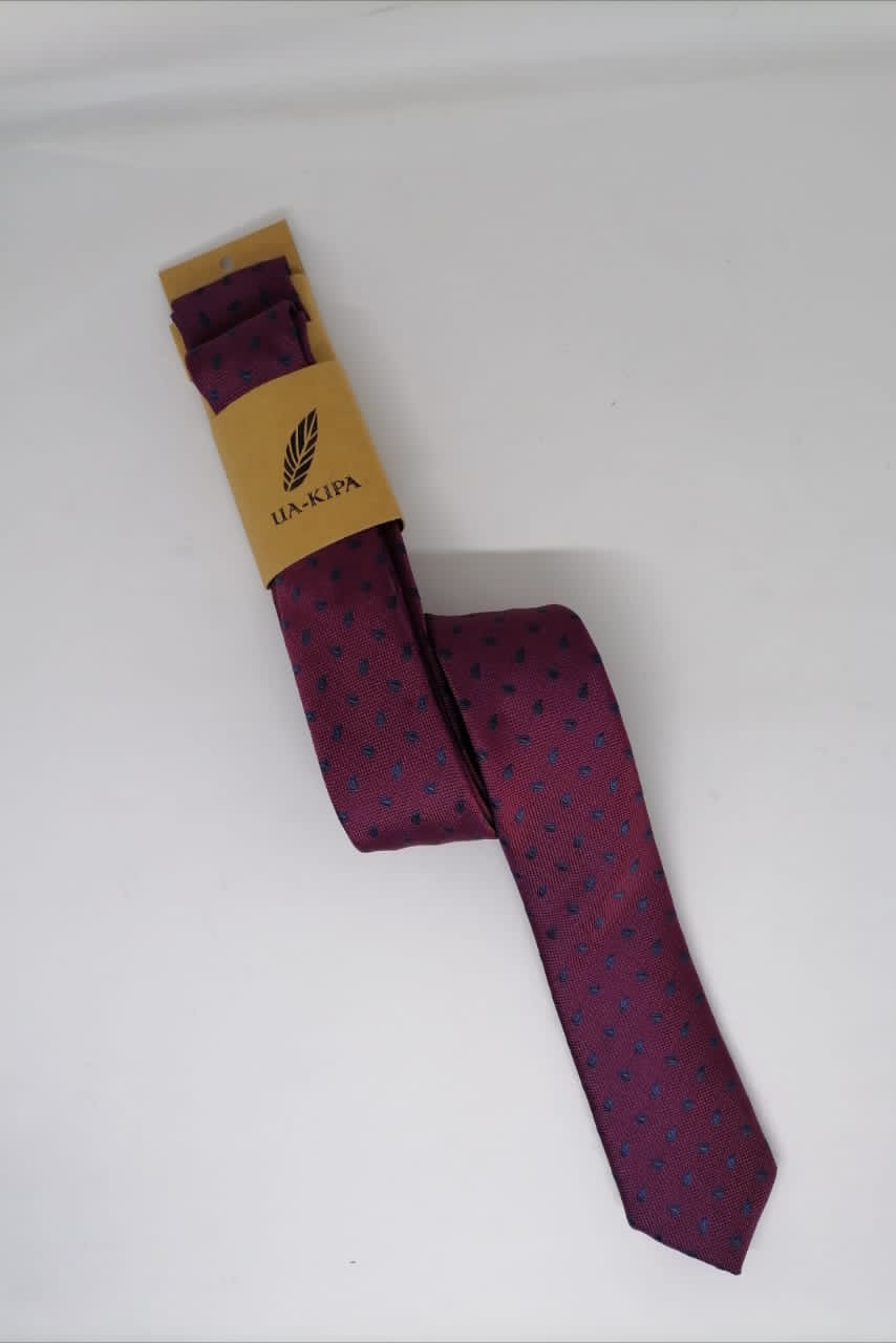 CORBATA MICROFIBRA UA-KIPA GUINDA CON PAÑUELO - 2