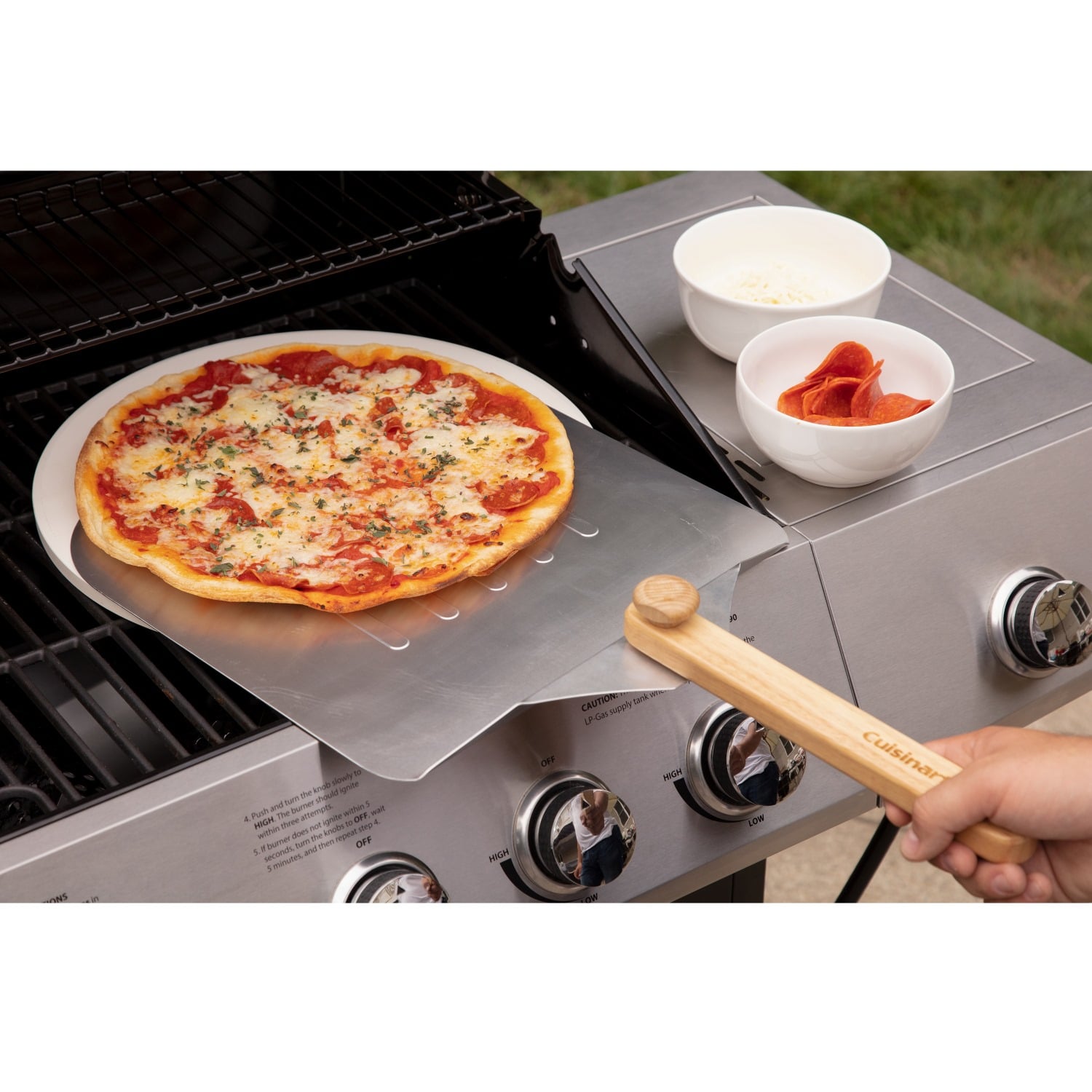 JUEGO DE UTENSILIOS DE LUJO PARA PIZZA A LA PARRILLA DE 3 PIEZAS CPS-515 DE CUISINART® - 2