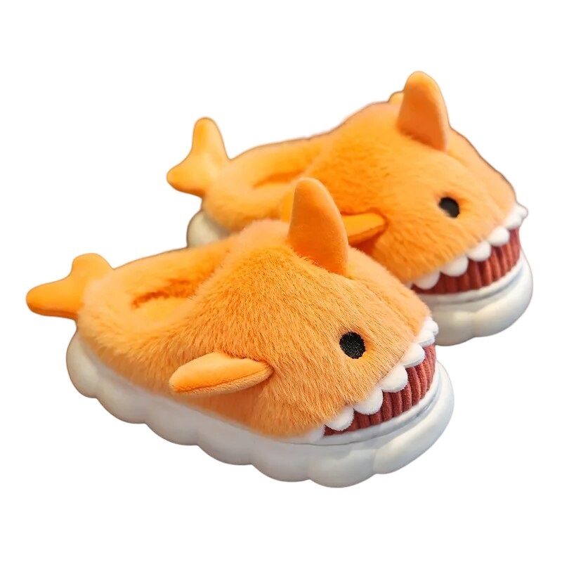 PANTUFLAS NIÑO TUBURÓN ANIME KAWAII DE FELPA - 1