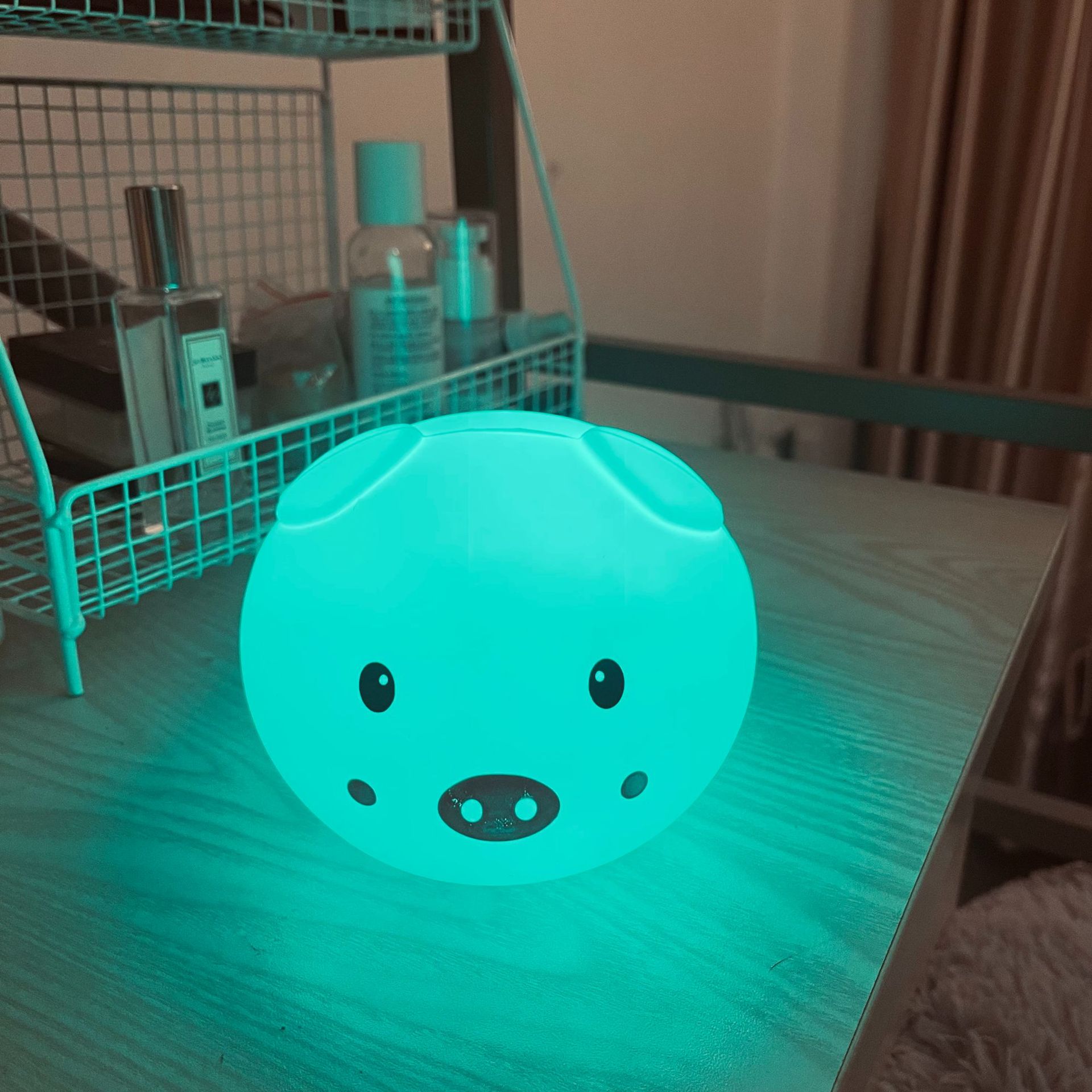 LÁMPARA DE CERDITO, ESPANTA CUCO DE SILICONA SUAVE -LED USB - 6