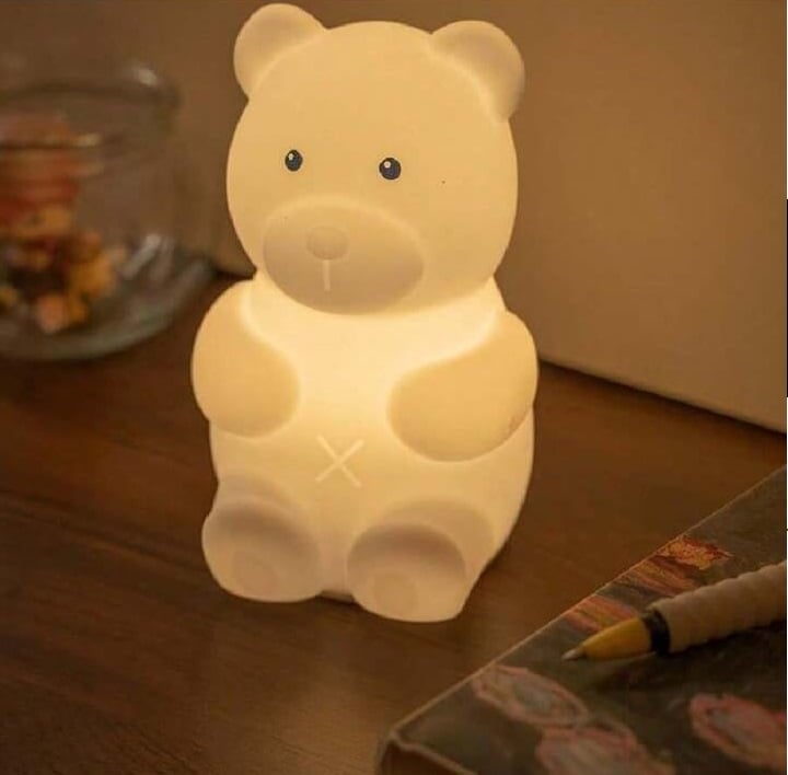 LÁMPARA DISEÑO OSO, ESPANTA CUCO DE SILICONA SUAVE -LED USB - 9