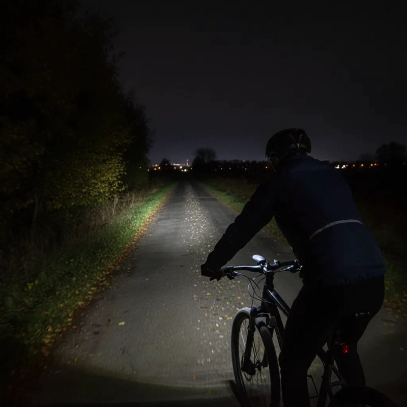 LUZ BICICLETA DELANTERA CON BOCINA INTEGRADA USB RECARGABLE - 8