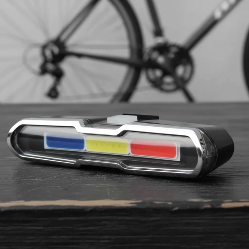 LUZ LED TRASERA PARA BICICLETAS RECARGABLE USB - 3