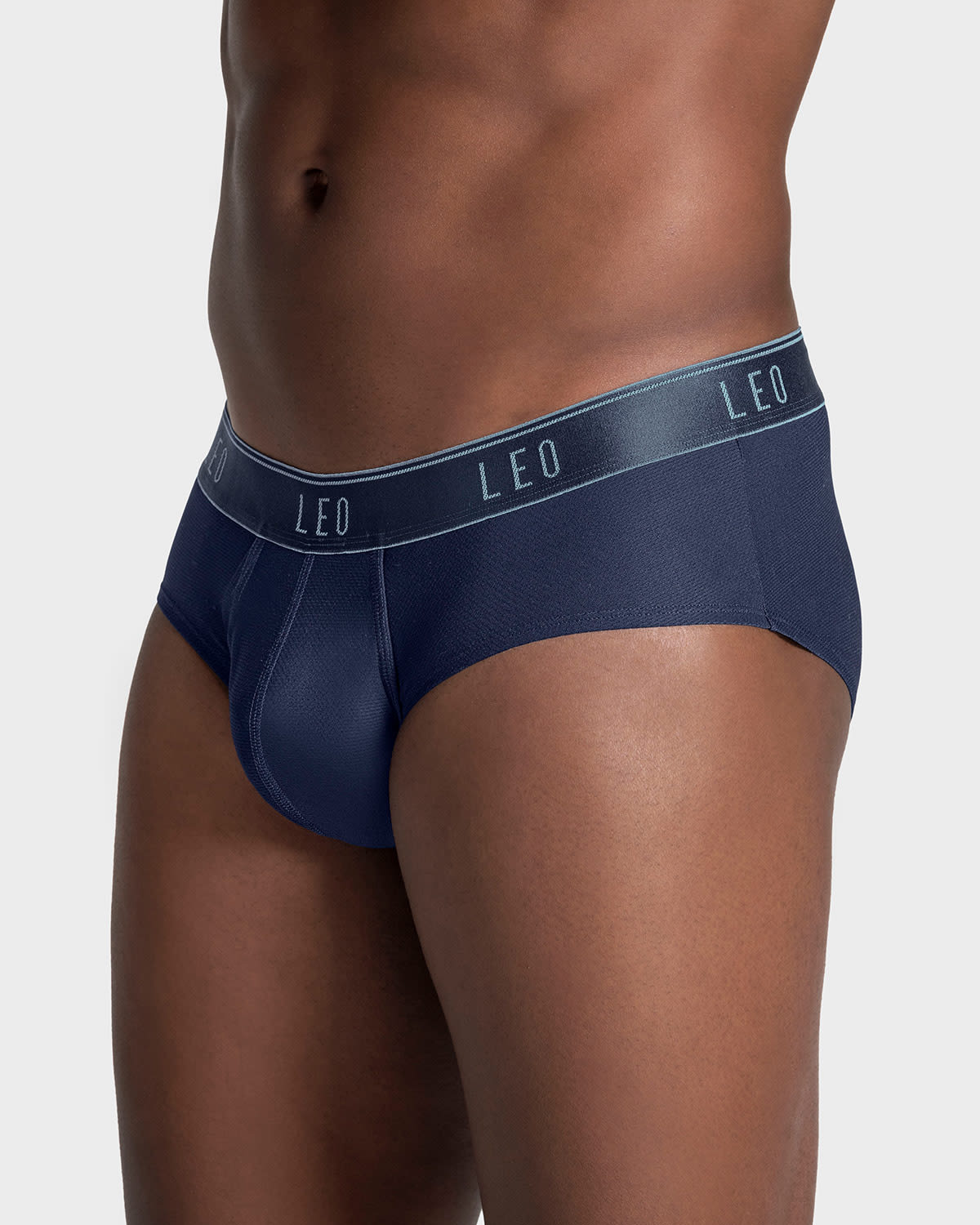 BÓXER HOMBRE LEONISA 33278 BRIEF DE ALTA TRANSPIRACIÓN EN MICROFIBRA USO DIARIO AZUL OSCURO - 2