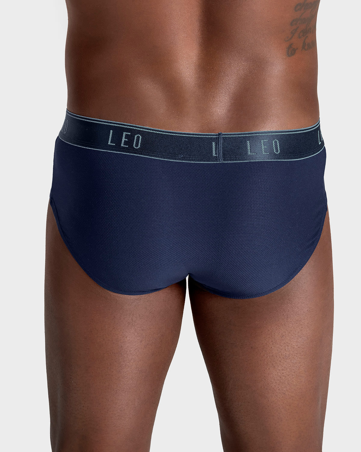 BÓXER HOMBRE LEONISA 33278 BRIEF DE ALTA TRANSPIRACIÓN EN MICROFIBRA USO DIARIO AZUL OSCURO - 4