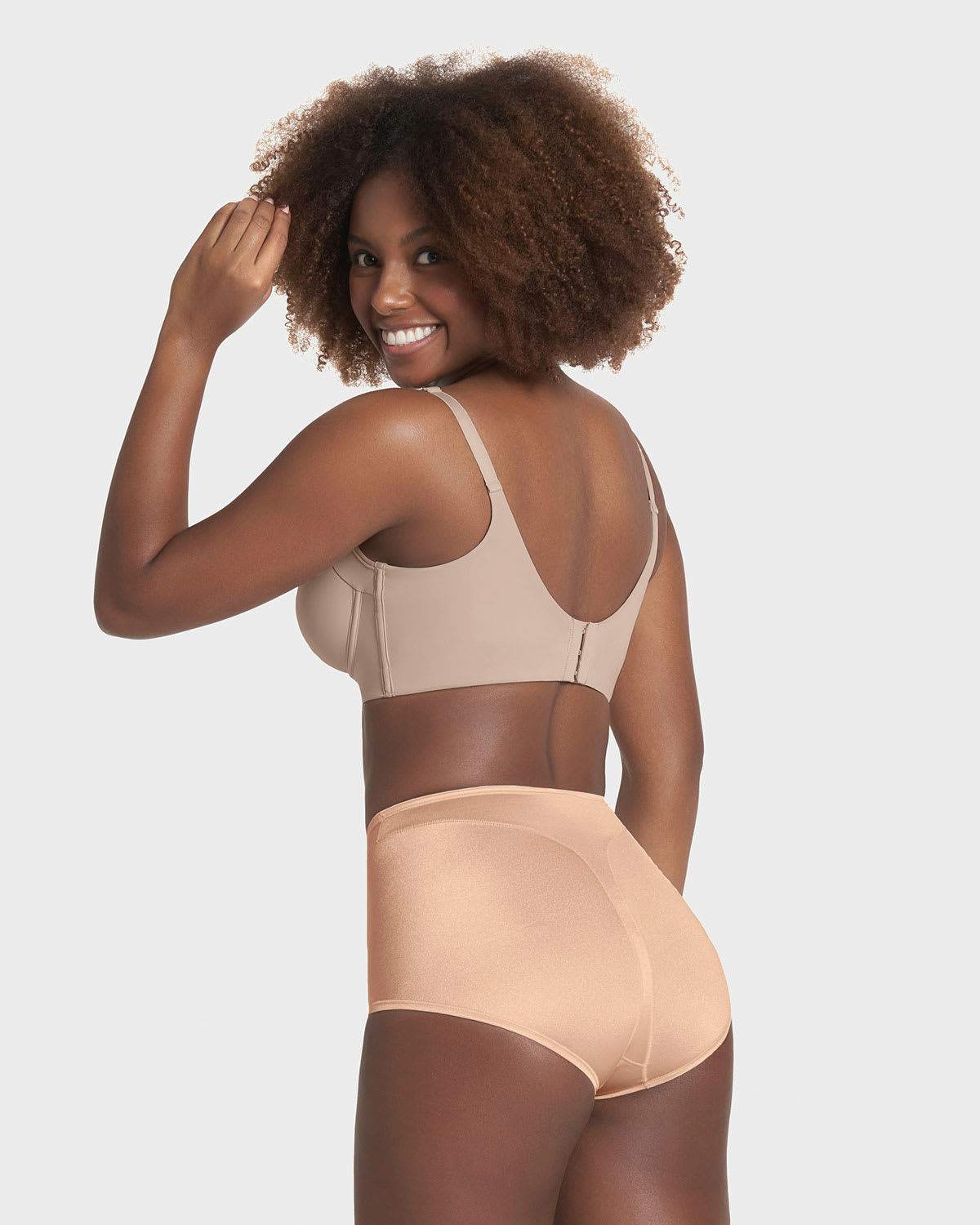 PANTIES MUJER LEONISA 1214 PANTY CONTROL SUAVE BEIGE - 4