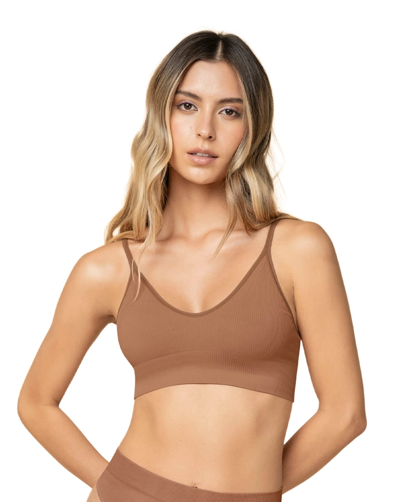 TOP MUJER LEONISA 91088 TECNOLOGÍA SEAMLESS CON TEXTURA ACANALADA NATURAL COMFORT CAFÉ MEDIO - 1