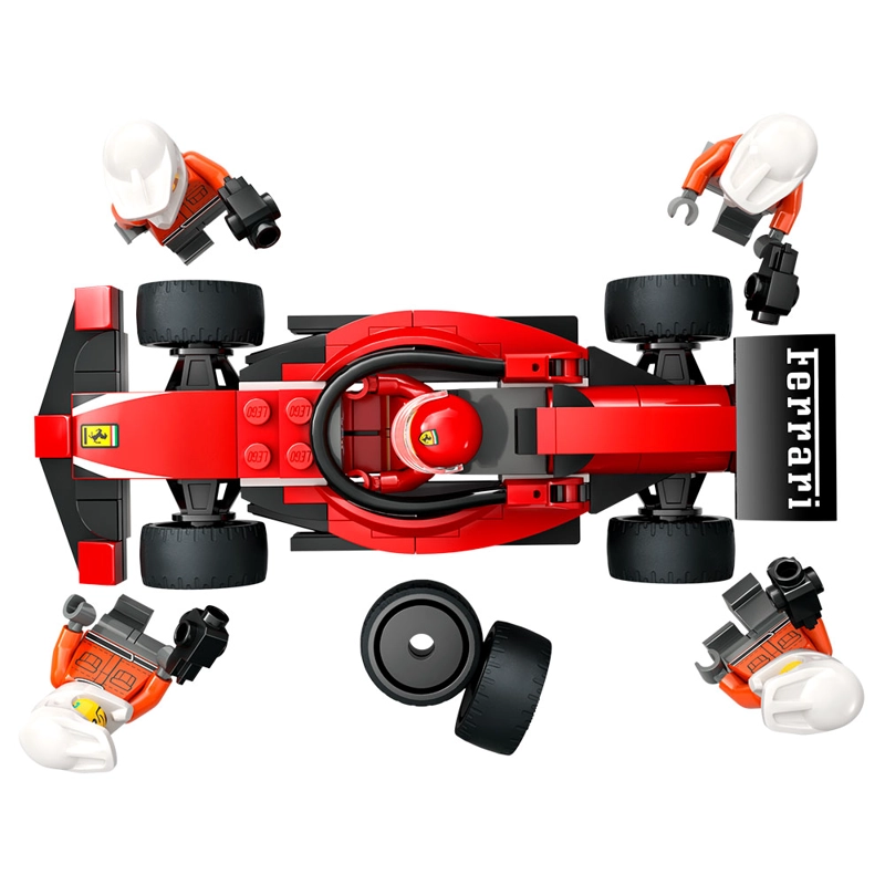 PARADA EN BOXES DE F1 Y EQUIPO DE MECANICOS CON AUTO FERRARI - 8