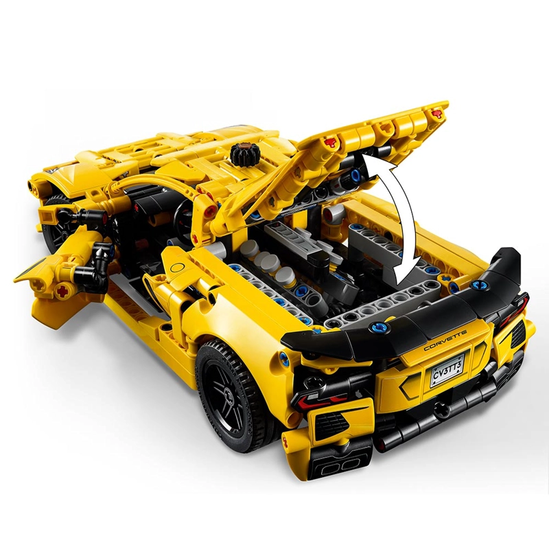 LEGO CHEVROLET CORVETTE STINGRAY (42205) - 4