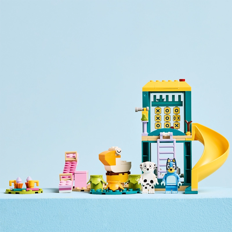 LEGO DIVERSION EN EL PARQUE DE JUEGOS CON BLUEY Y CLOEY - 9