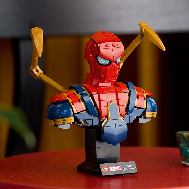 LEGO BUSTO DE IRON SPIDER-MAN  76326 - 2