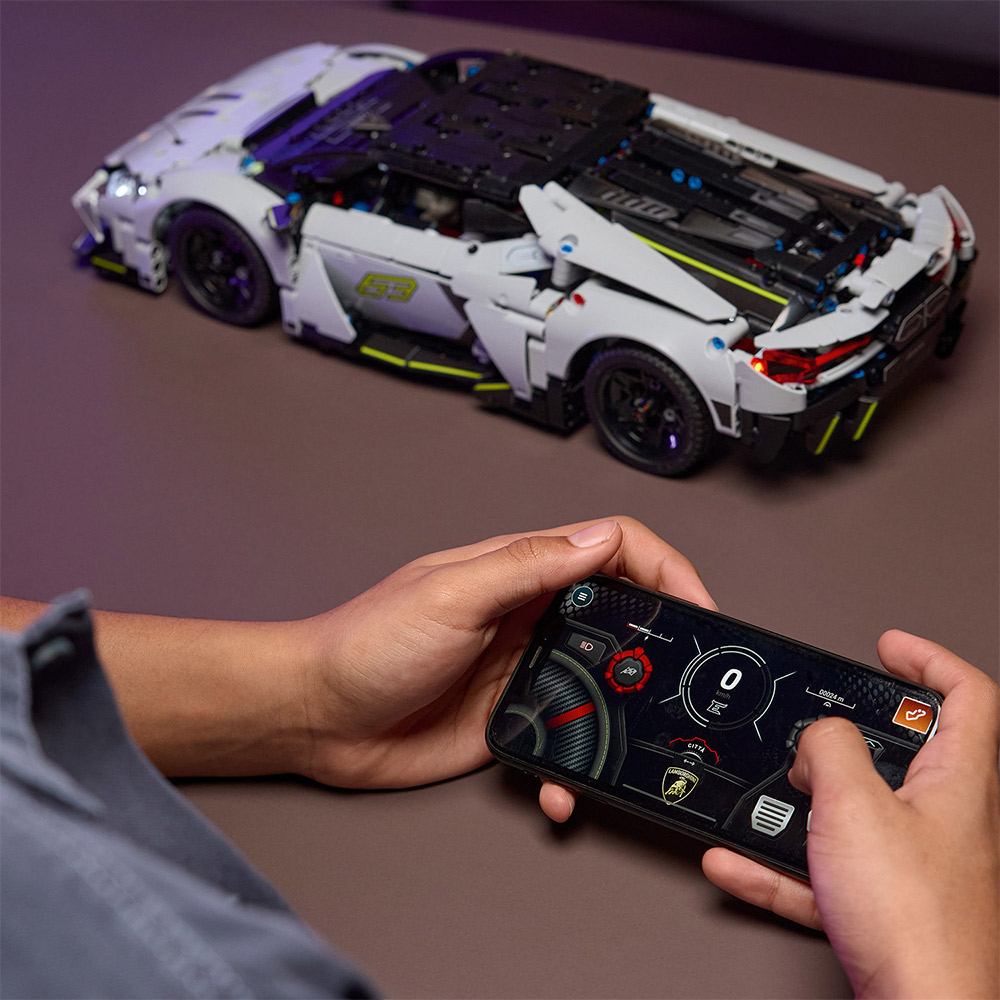 LEGO AUTO SUPERDEPORTIVO LAMBORGHINI REVUELTO 42214 - 4