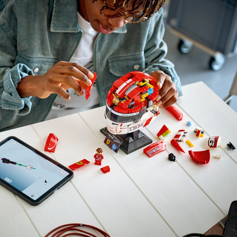 LEGO 43014 SCUDERIA FERRARI HP: CASCO DE CHARLES LECLERC - 5