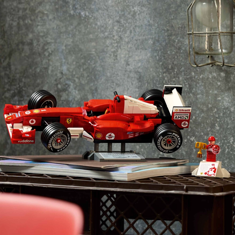 LEGO 11375 FERRARI F2004 & MICHAEL SCHUMACHER - 4