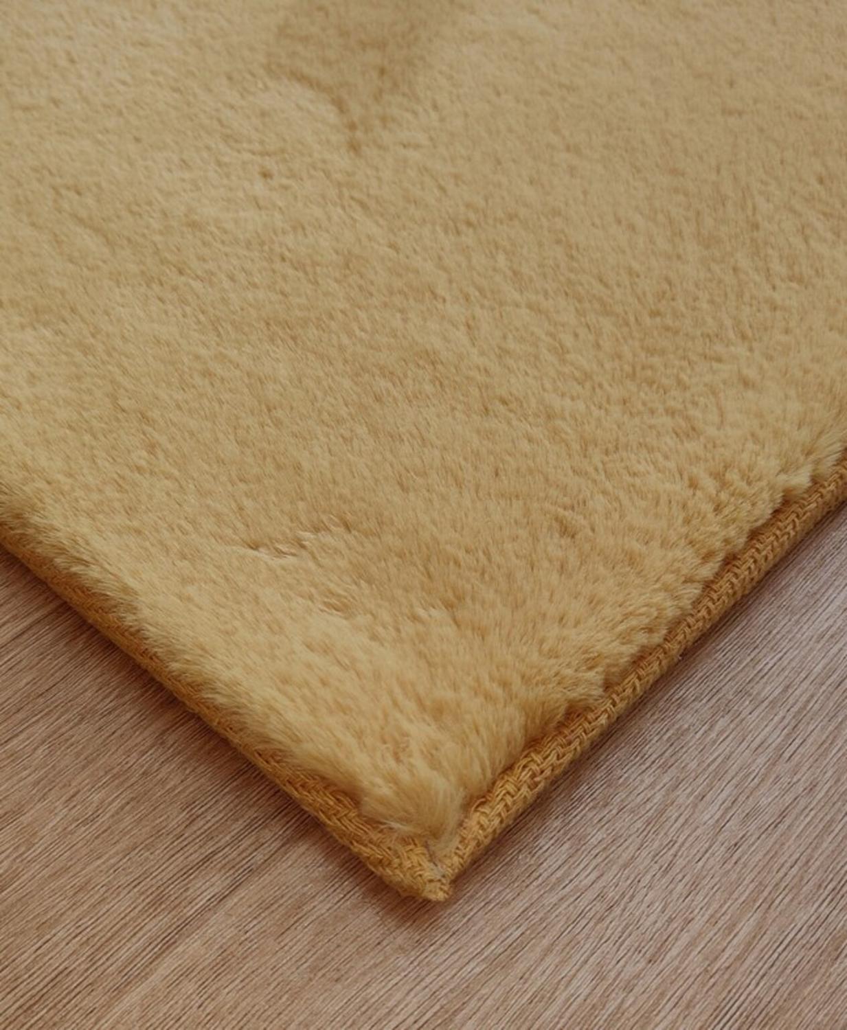 ALFOMBRA CLEMS TIMMY EXTRA PELUDA AMARILLO GOLD LISA GOLDEN 55 X 145 CM - 9
