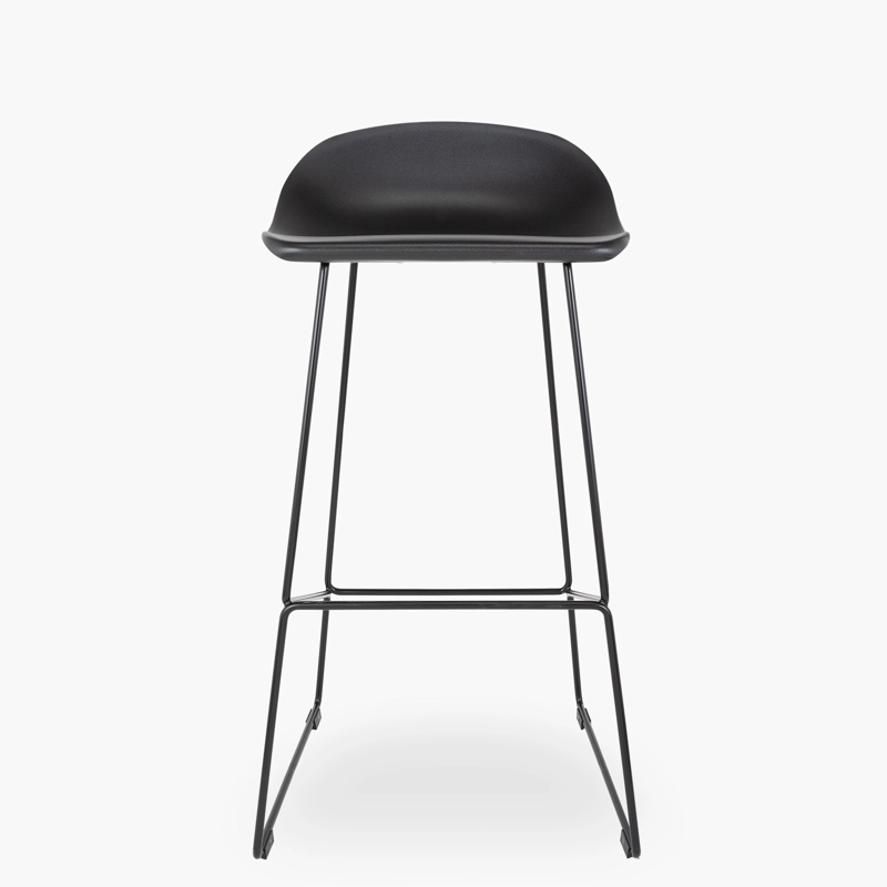 TABURETE FORM DESIGN KLEIN 1 CUERPO NEGRO PISO BAR - 1