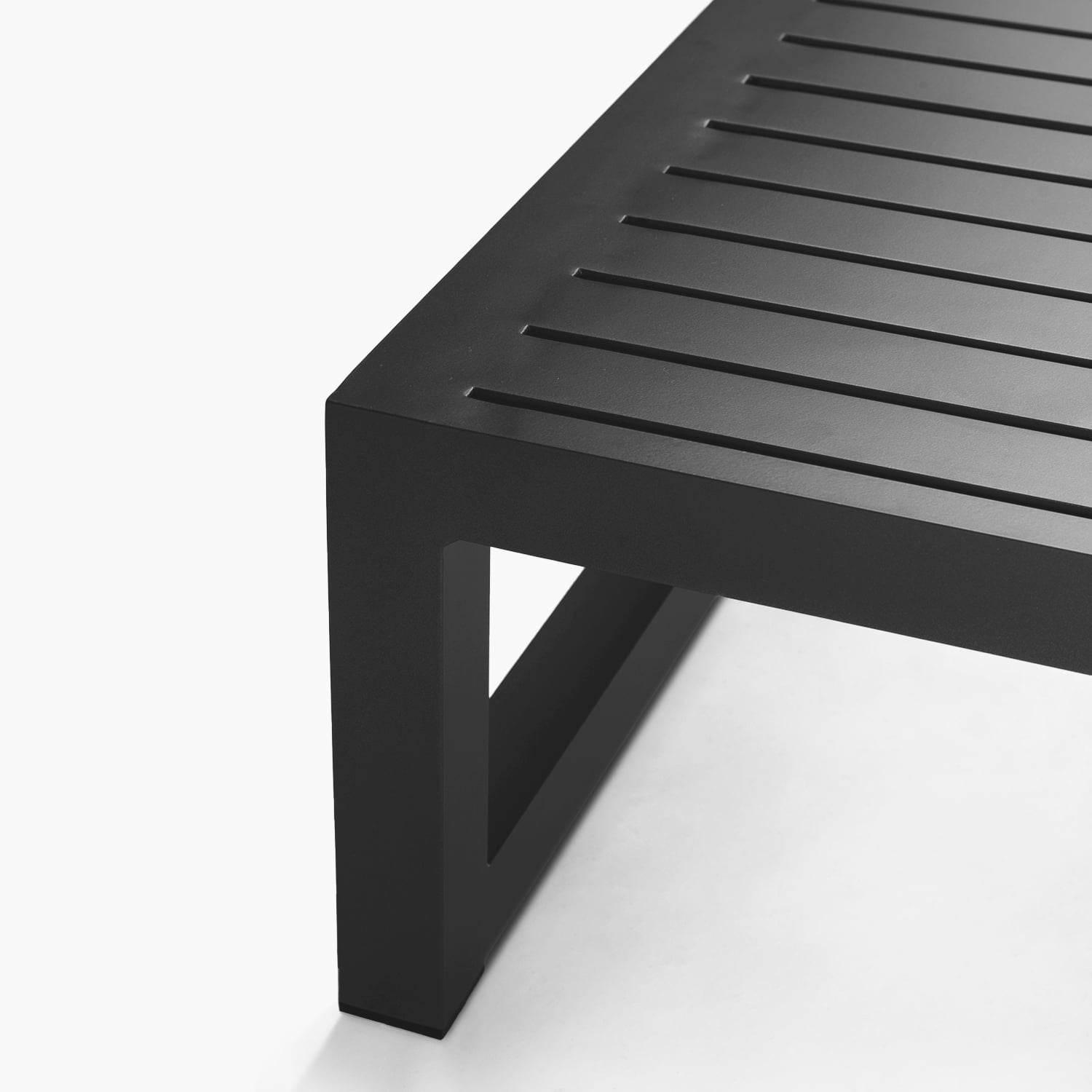 MESA CENTRO FORM DESIGN TERRAZA MONTEGO NEGRO METAL - 4