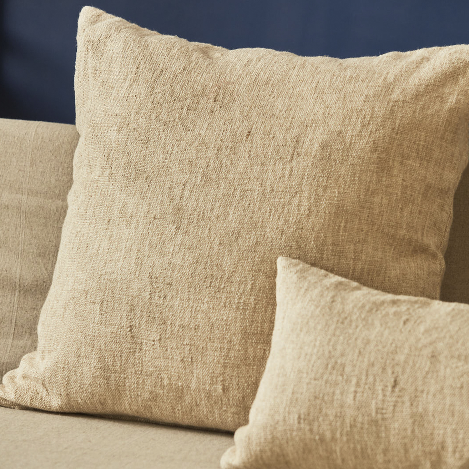 FUNDA COJIN ARGA 45X45 BEIGE CALMA HOUSE - 2