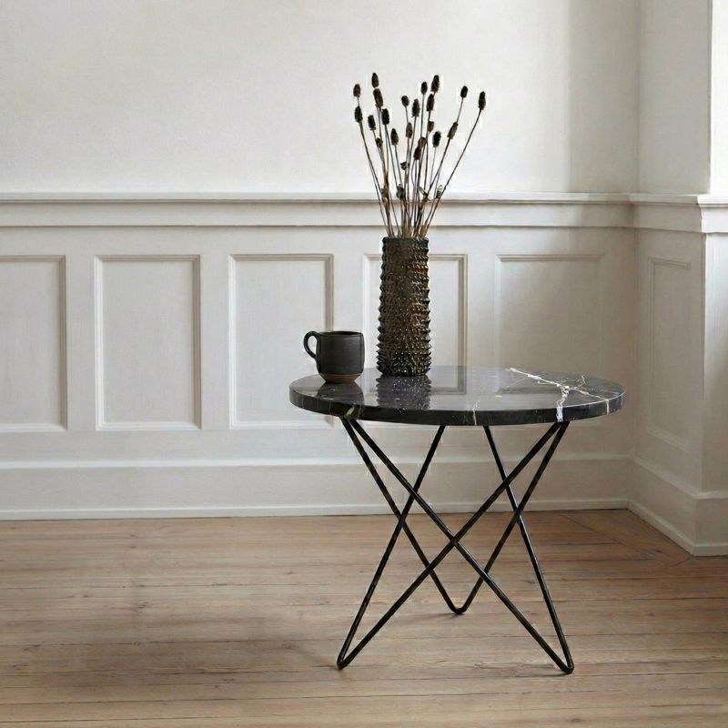 MESA LATERAL FORM DESIGN LOUIS MÁRMOL NEGRO METAL - 2