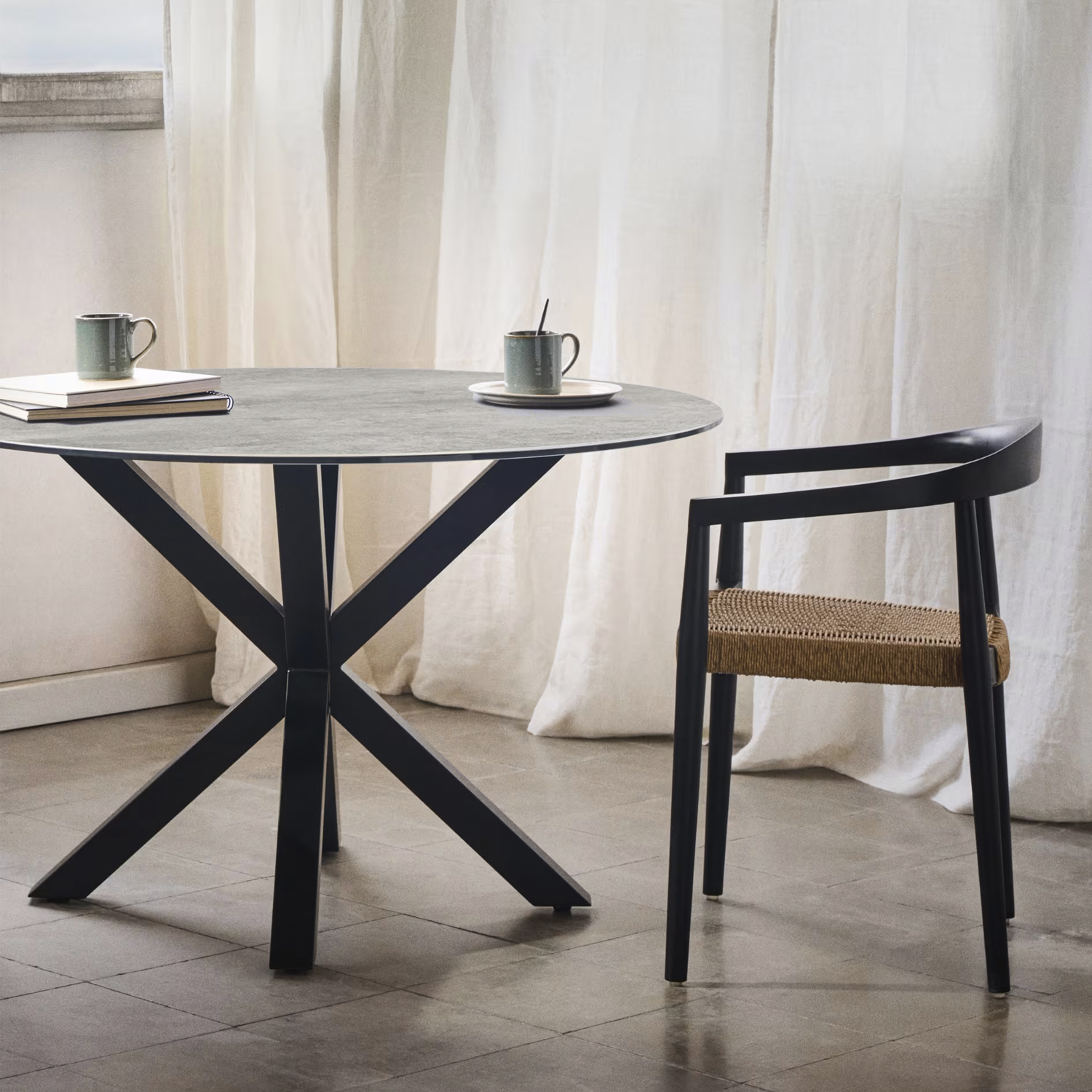 MESA COMEDOR FORM DESIGN HEAVEN GRIS ACERO - 2