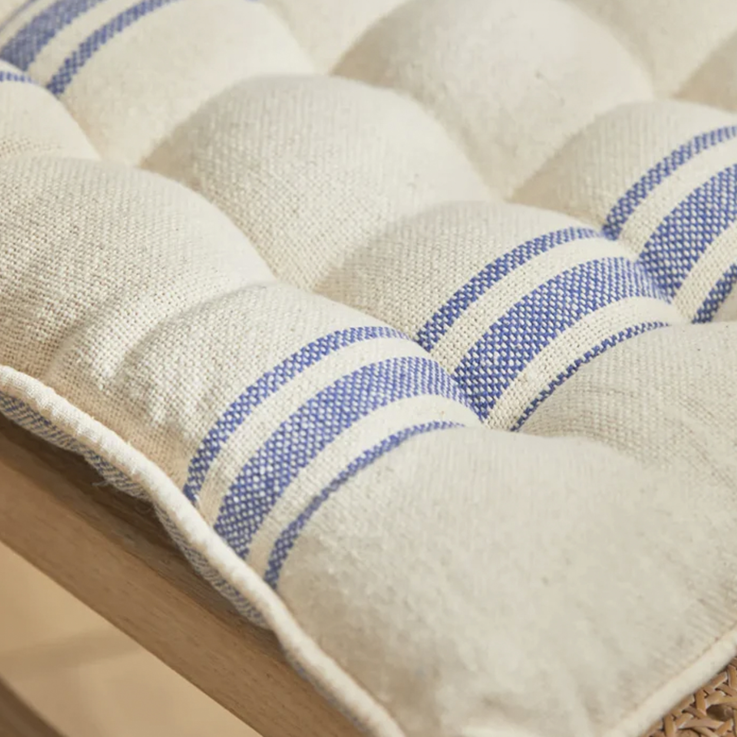 COJÍN CALMA HOUSE SILLA BARI 40 X 40 CM AZUL - 3