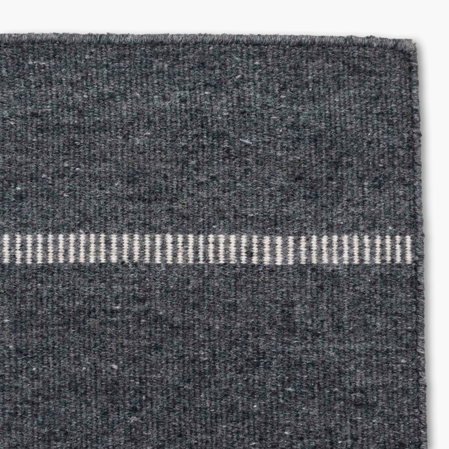 BAJADA DE CAMA ACONCAGUA 60X90 GRIS OSCURO FORM - 2