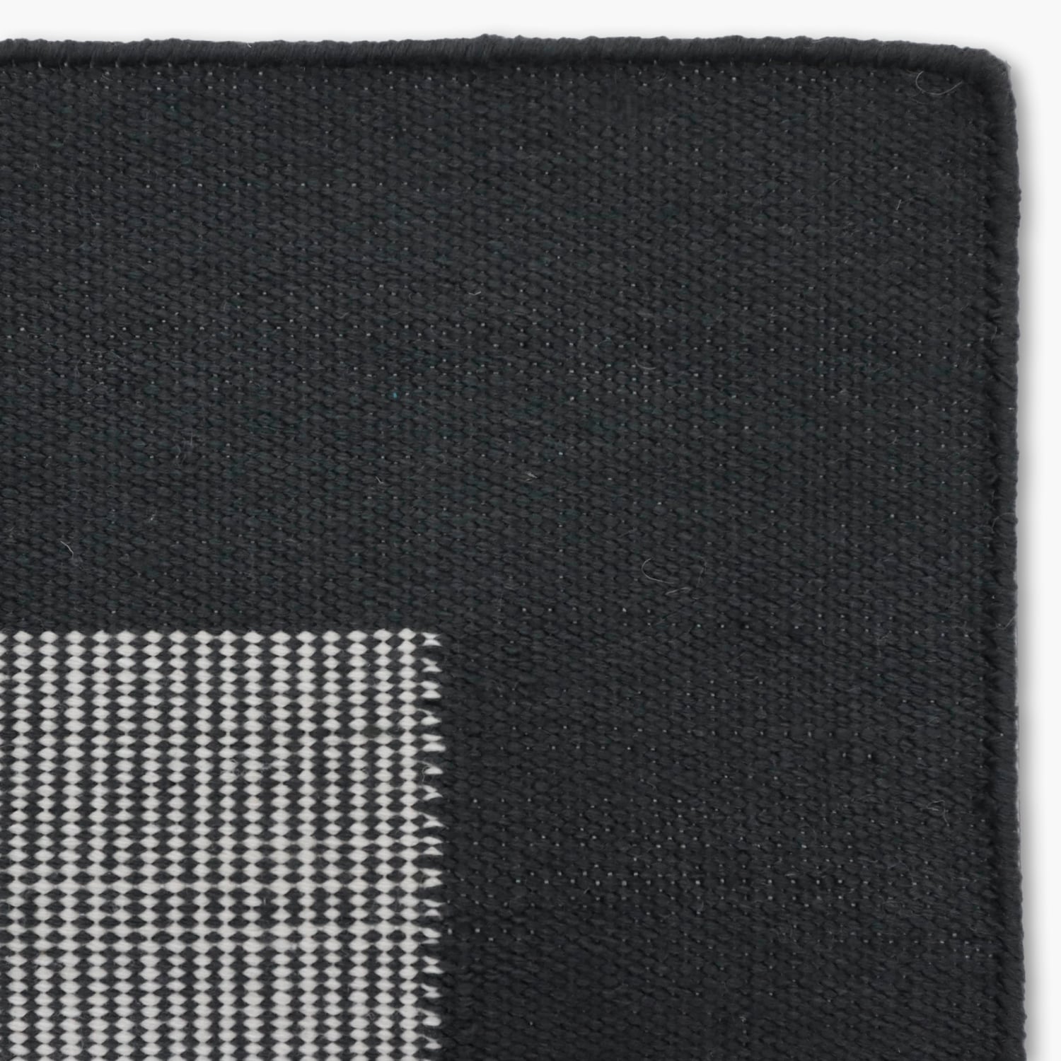 ALFOMBRA TERRAZA VARADERO 170X240 NEGRO FORM - 1