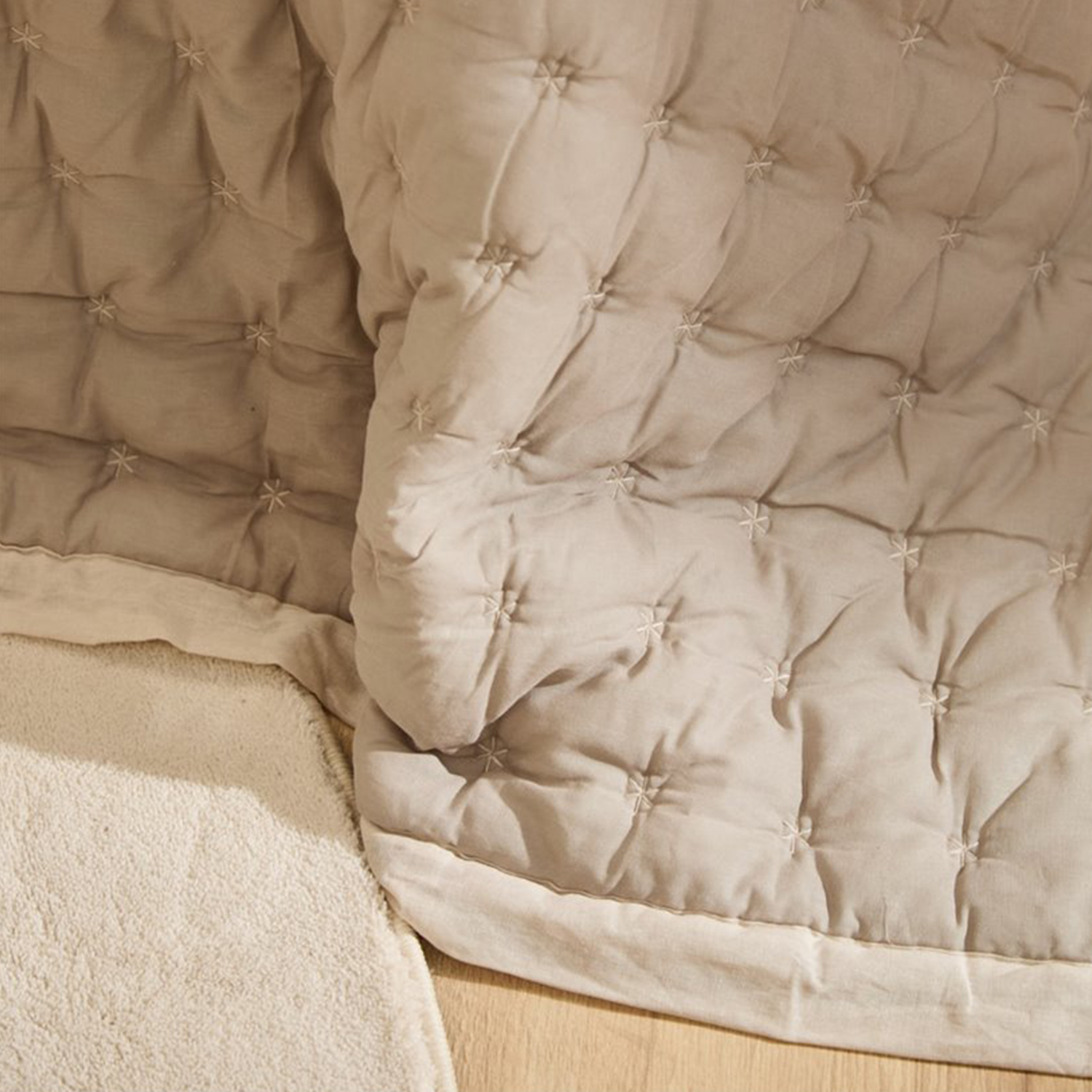 COLCHA NIMES 240X260 BEIGE (CAMA 2 PLAZAS-QUEEN) CALMA HOUSE - 5