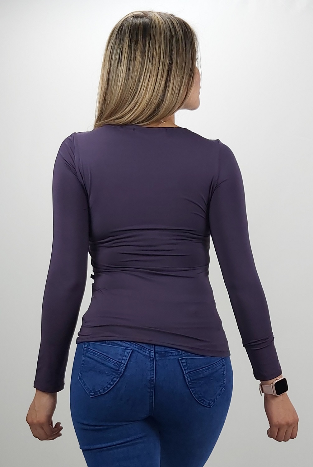 POLERA CON BORDADO - 3